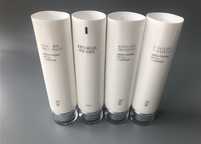 5 Layer Diameter Plastic Cosmetic Tubes Hotstamping Silver With Acrylica Cap 100ml